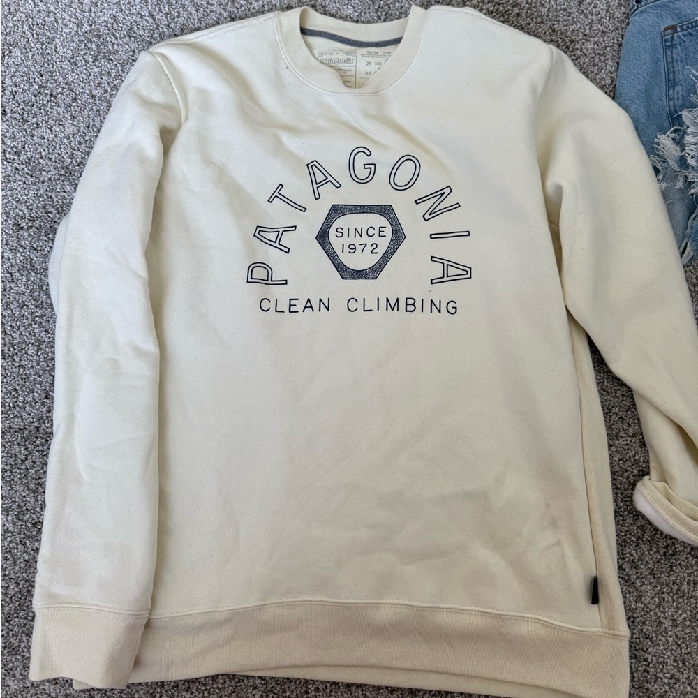 Patagonia Cream Crewneck Sweatshirt with Clean Climbing Graphic